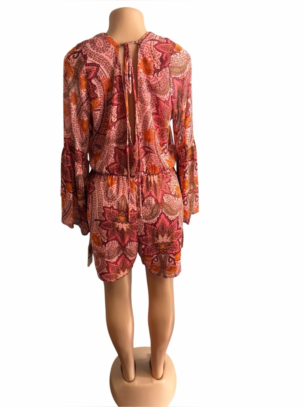 3/$30 ☀️ Gianni Bini Wanderlust Pink Orange Paisley Long Sleeve Romper - Picture 4 of 9